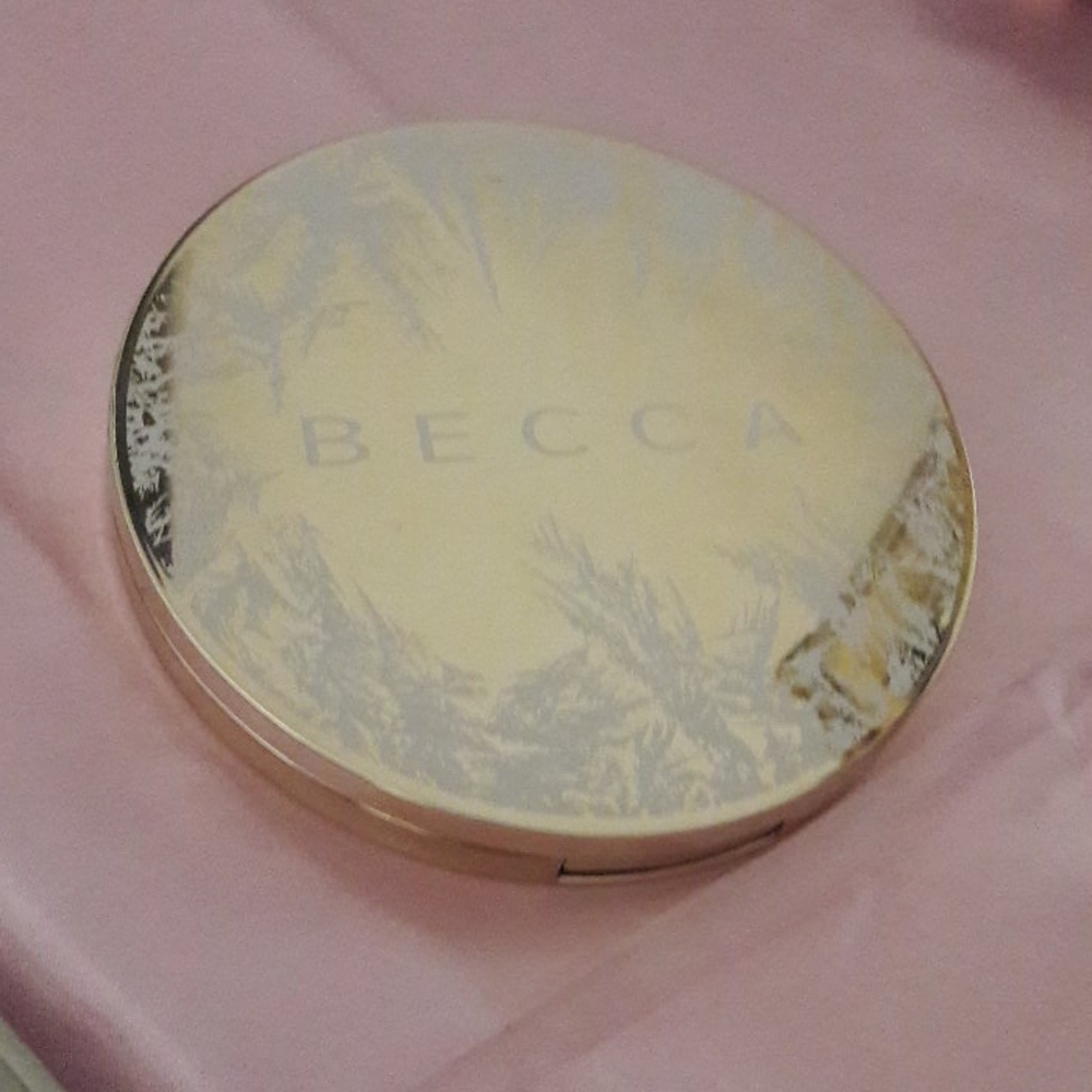 Becca  eye lights palette